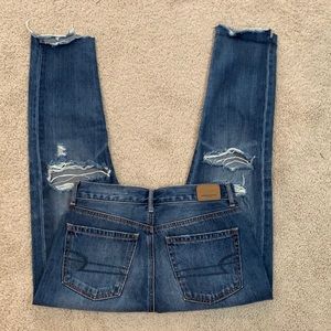 American Eagle Hi Rise Girlfriend Frayed Cuff Jeans